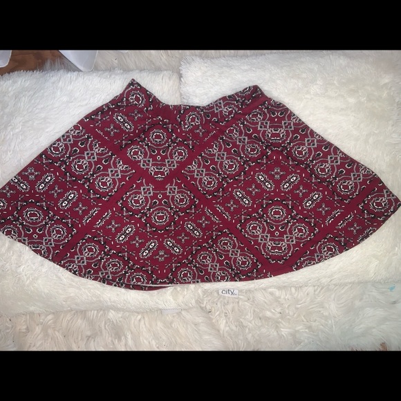 Skater Skirt - Picture 3 of 3